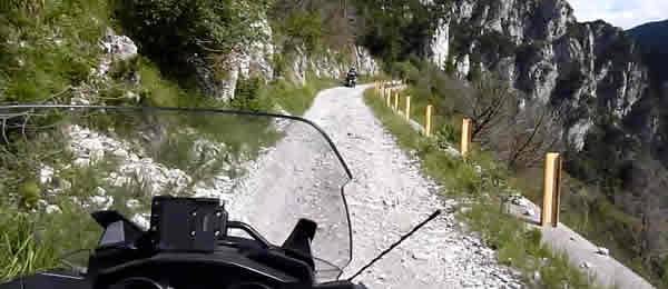 Tour in moto: Mototurismo tra il lago e le montagne del Garda 